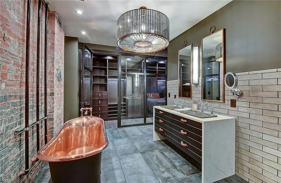 More Photos Of 740 E North St, Indianapolis Apartments For Sale