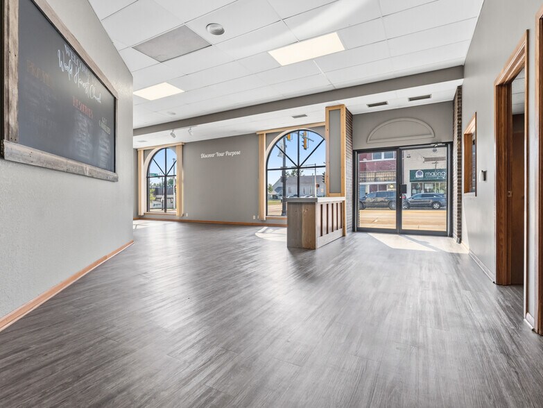 More Photos Of 1 N Main St, Rice Lake Specialty For Sale