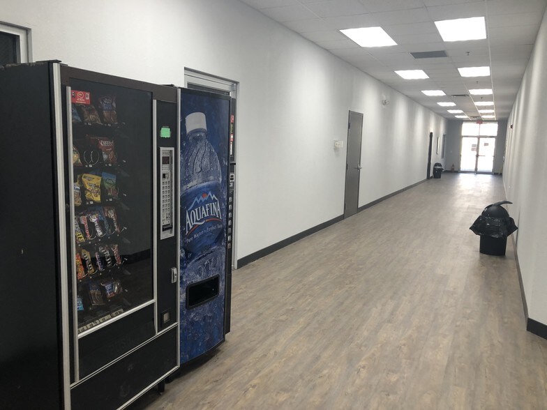 More Photos Of 1259-1263 N State Road 135, Greenwood Unknown For Lease
