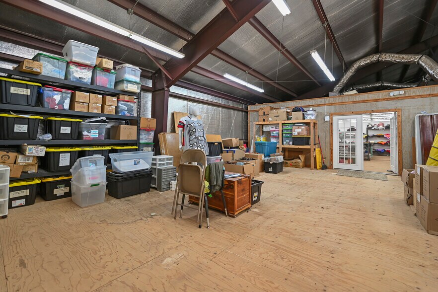 More Photos Of 20204 Schiel Rd, Cypress Warehouse For Sale