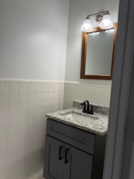 More Photos Of 2735 Huff Dr, Lawrenceville Warehouse For Sale