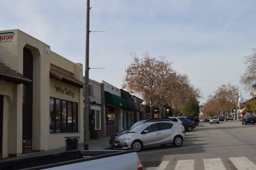 More Photos Of 82 W Sierra Madre Blvd, Sierra Madre Storefront Retail Office For Sale