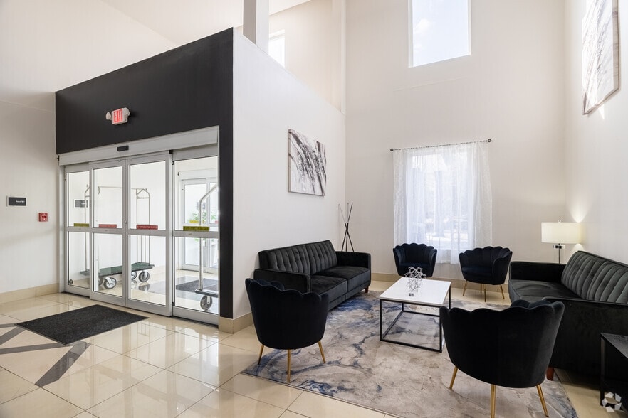 More Photos Of 480 Al Henderson Blvd, Savannah Hotel For Sale