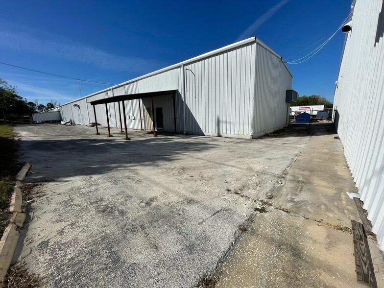 More Photos Of 6230 Stone Rd, Port Richey Unknown For Lease