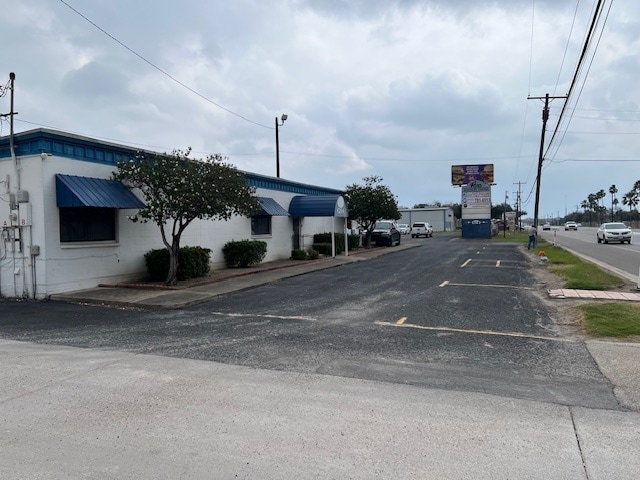 More Photos Of 620 W Ferguson Ave, Pharr Freestanding For Sale