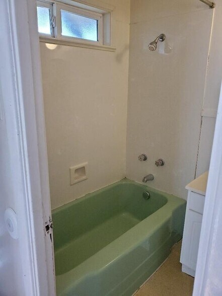 More Photos Of 144 Reager St, Medford Apartments For Sale