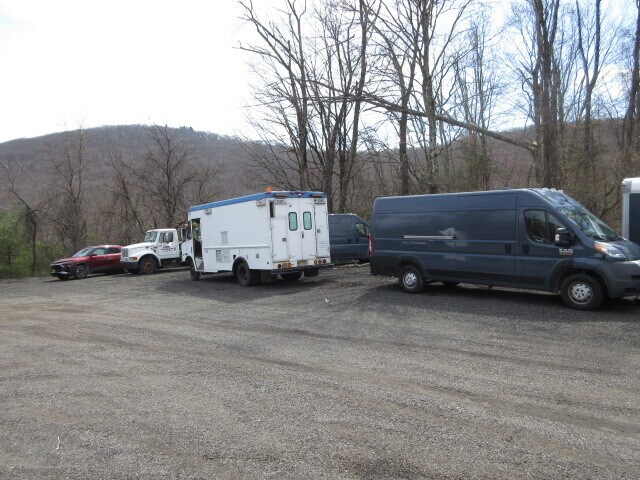 More Photos Of 1894 State Rt 23, West Milford Auto Repair For Lease