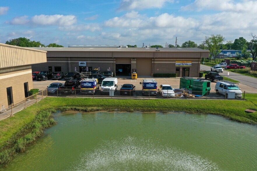 More Photos Of 6830 N Eldridge Pky, Houston Unknown For Lease