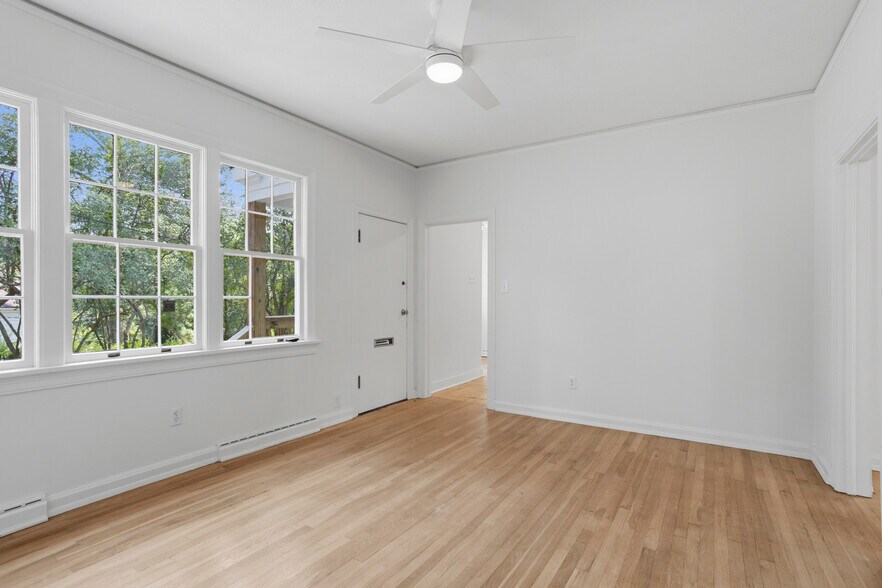 More Photos Of 1224 E Fortification St, Jackson Office For Sale