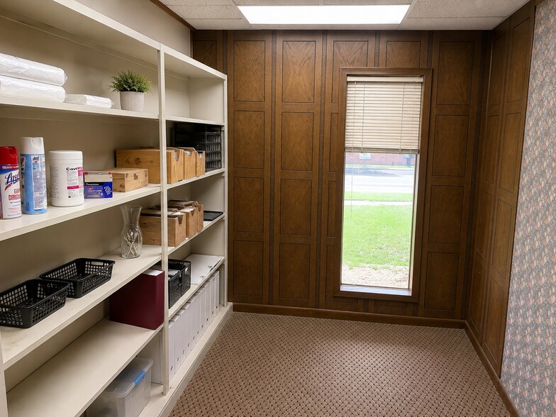 More Photos Of 202 Lafayette St, Pittsburg Medical For Lease