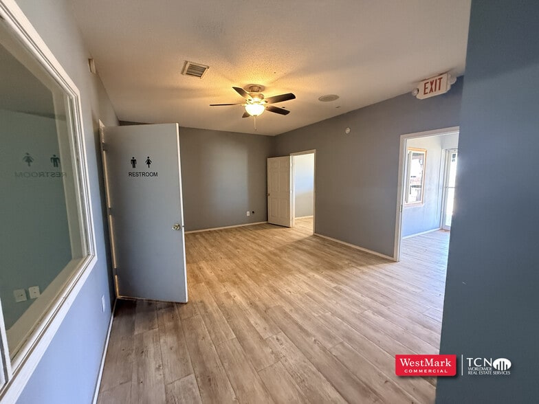 More Photos Of 3701 N Frankford Ave, Lubbock Industrial For Sale