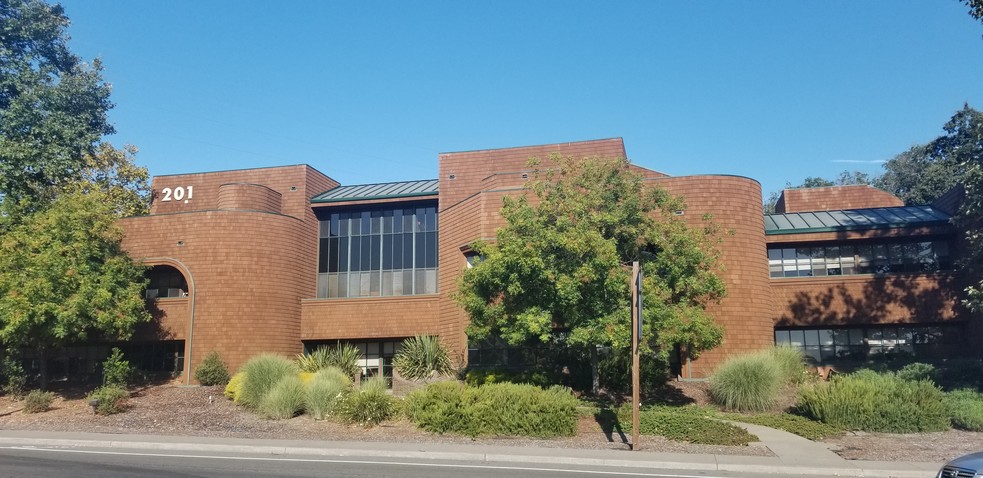 Primary Photo Of 201 Alameda Del Prado, Novato Office For Lease