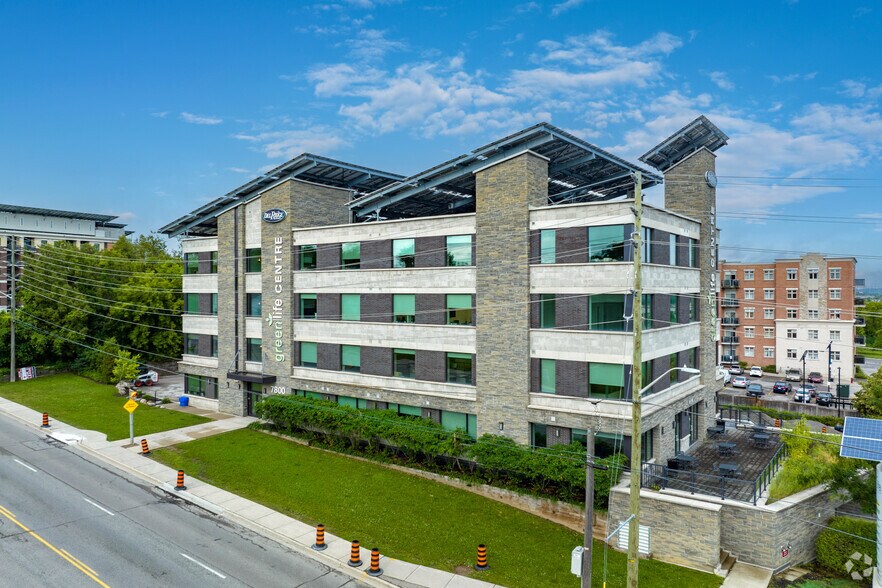 More Photos Of 7800 Kennedy Rd, Markham Medical For Sale