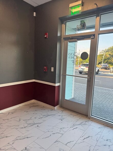 More Photos Of 5113 Sr 674, Wimauma Office For Lease