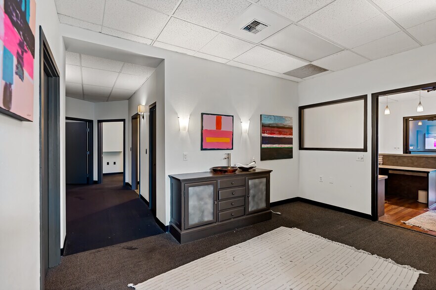 More Photos Of 2501 Racquet Ln, Yakima Health Club For Lease