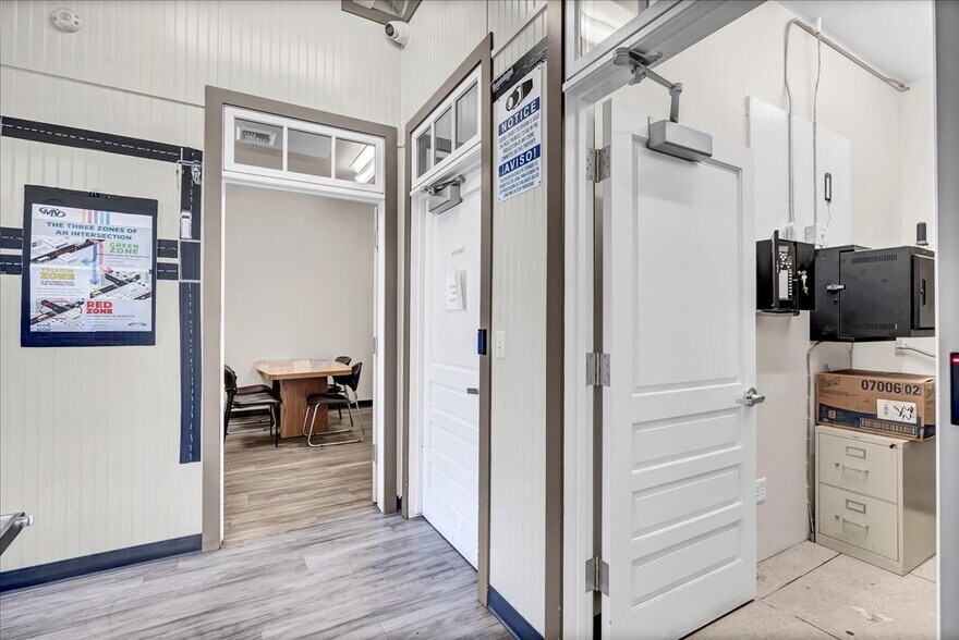More Photos Of 504 W 7th St, Hanford Freestanding For Sale