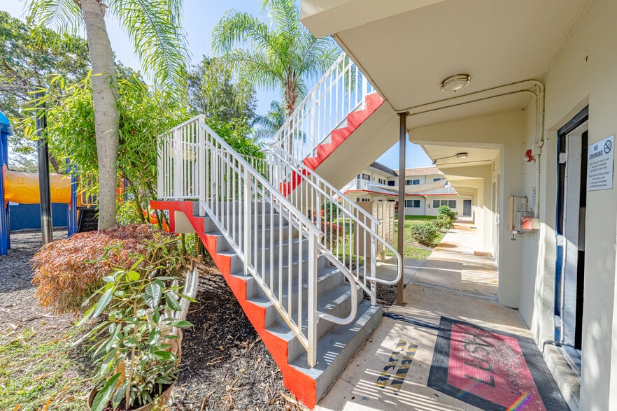 More Photos Of 1701 NW 58th Ter, Sunrise Apartments For Sale