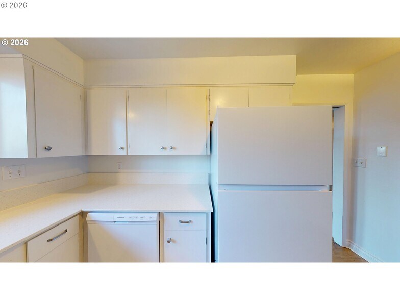 More Photos Of 2145 Webb St, West Linn Apartments For Sale