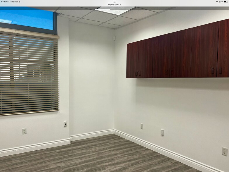 More Photos Of 375 N Stephanie St, Henderson Office For Sale