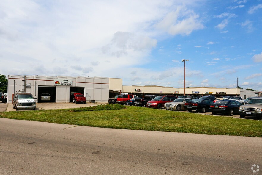 More Photos Of 2015-2061 Harshman Rd, Dayton Unknown For Lease