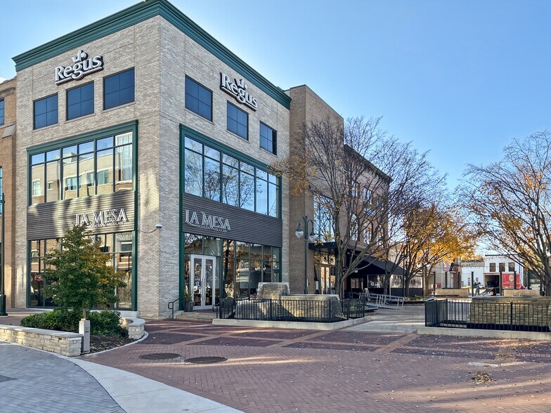 More Photos Of 100 Illinois St, Saint Charles Coworking Space