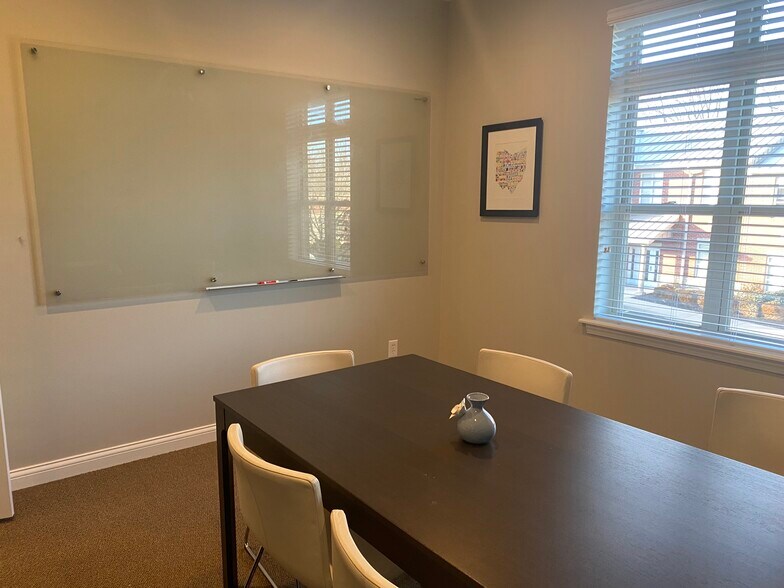 More Photos Of 5720 Gateway, Mason Coworking Space