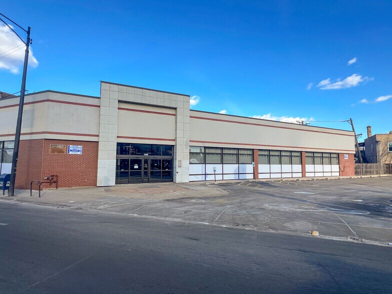 More Photos Of 3311 N Pulaski Rd, Chicago Drugstore For Lease