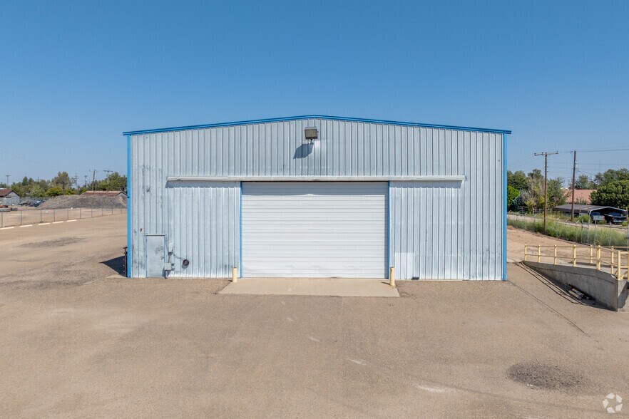 More Photos Of 11756 Highway 152, Pampa Industrial For Sale