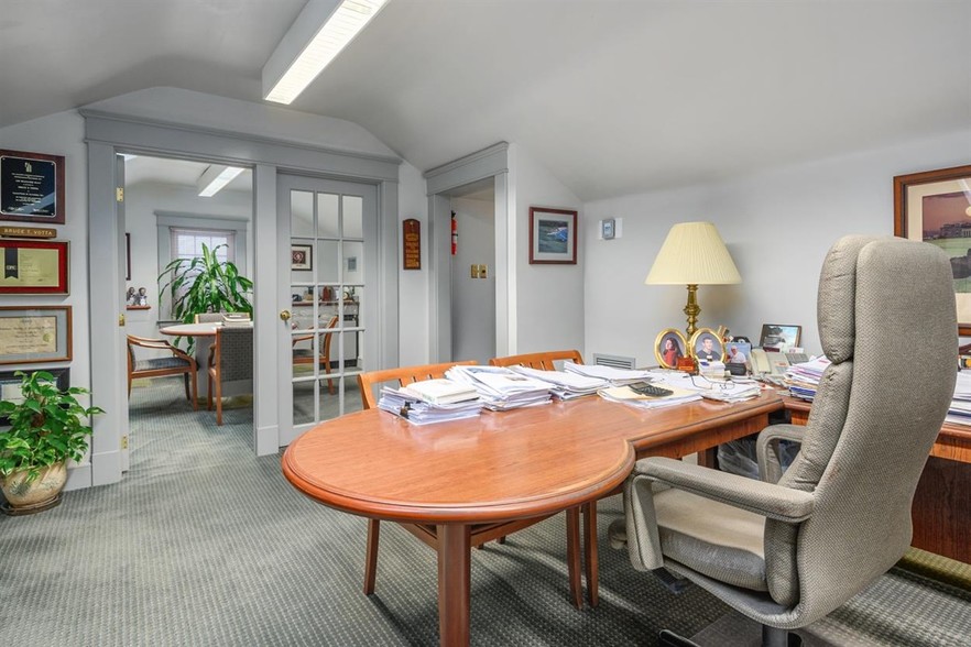 More Photos Of 7518-7526 Harford Rd, Baltimore Office For Sale