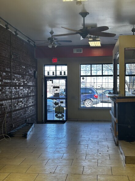 More Photos Of 3827-3831 Main St, College Park Storefront Retail Office For Lease