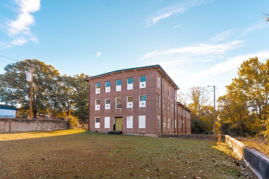 More Photos Of 250 N Main St, Mount Holly Office For Sale