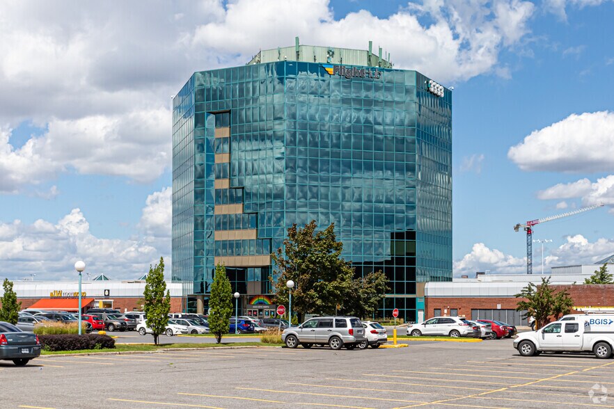 More Photos Of 3333 Boul De La Côte-Vertu, Saint-Laurent Office Residential For Lease