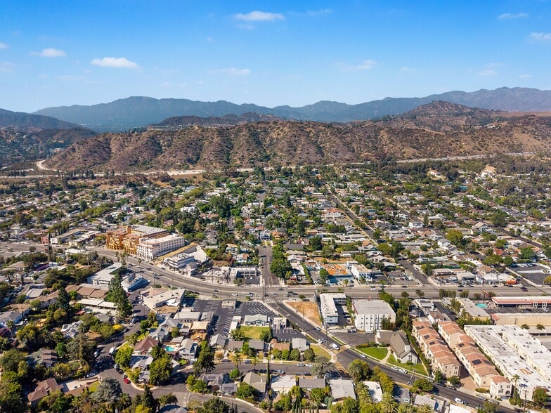 More Photos Of 2390 Colorado Blvd, Los Angeles Land For Sale