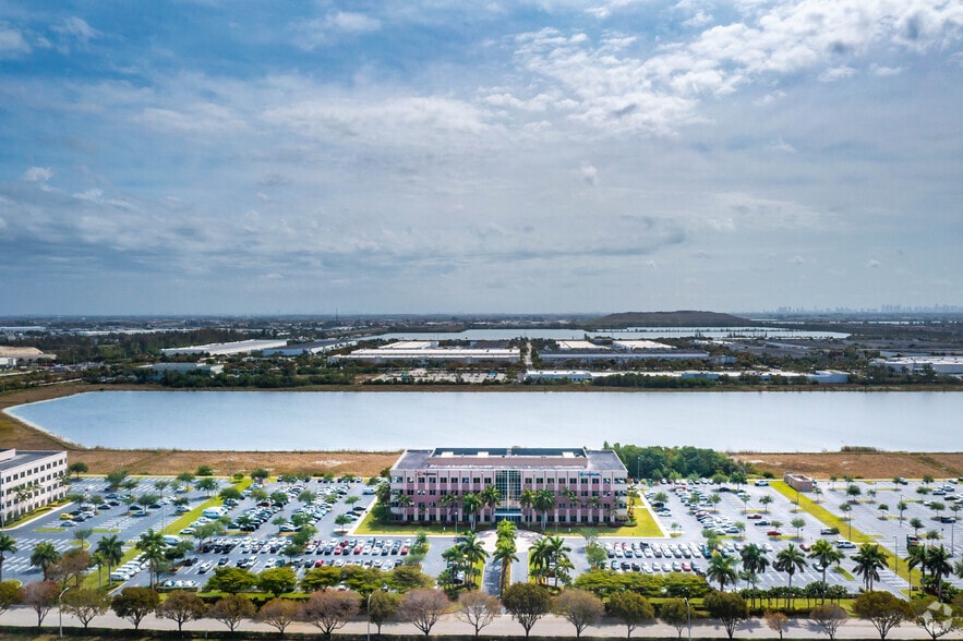 More Photos Of 9725 NW 117th Ave, Medley Unknown For Lease