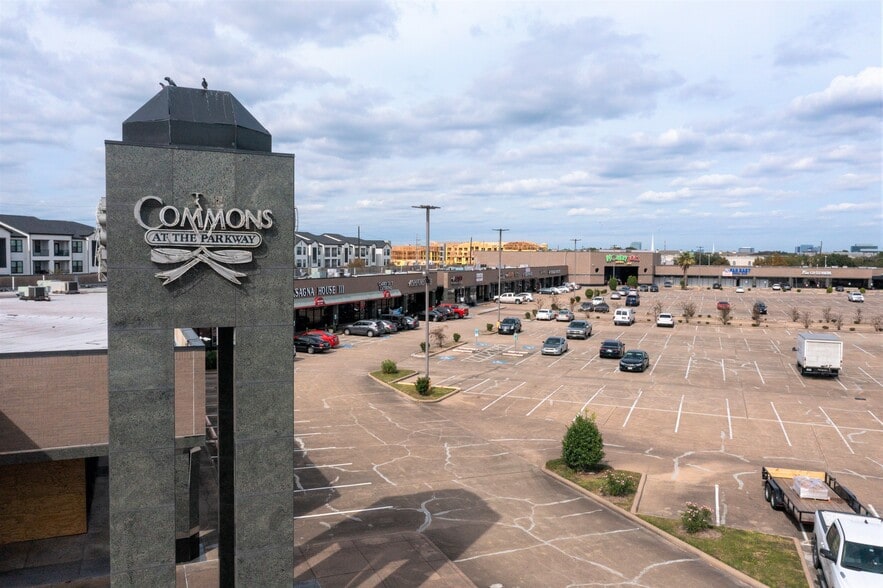 More Photos Of 13302-13320 Westheimer Rd, Houston General Retail For Sale