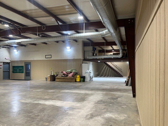 More Photos Of 2524 NW 2nd St, Oklahoma City Manufacturing For Sale