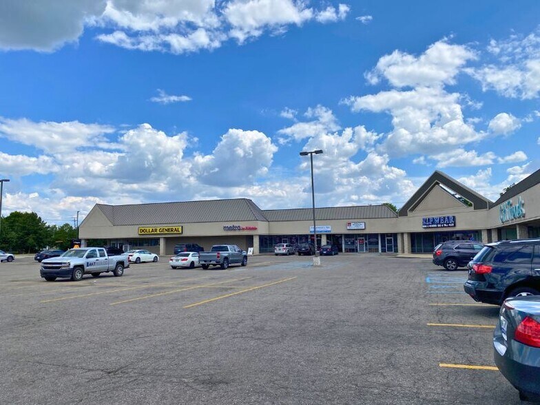 More Photos Of 27425-27565 Michigan Ave, Inkster Unknown For Lease