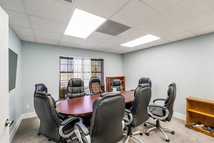 More Photos Of 1615 14th Ave, Vero Beach Medical For Sale