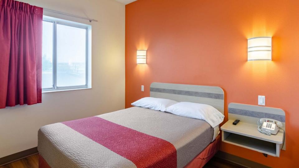 More Photos Of 3040 Silverburg Dr, Sidney Hotel For Sale