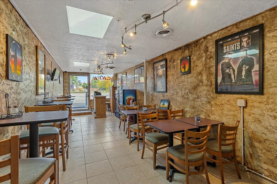 More Photos Of 11712 W Colfax Ave, Lakewood Freestanding For Lease