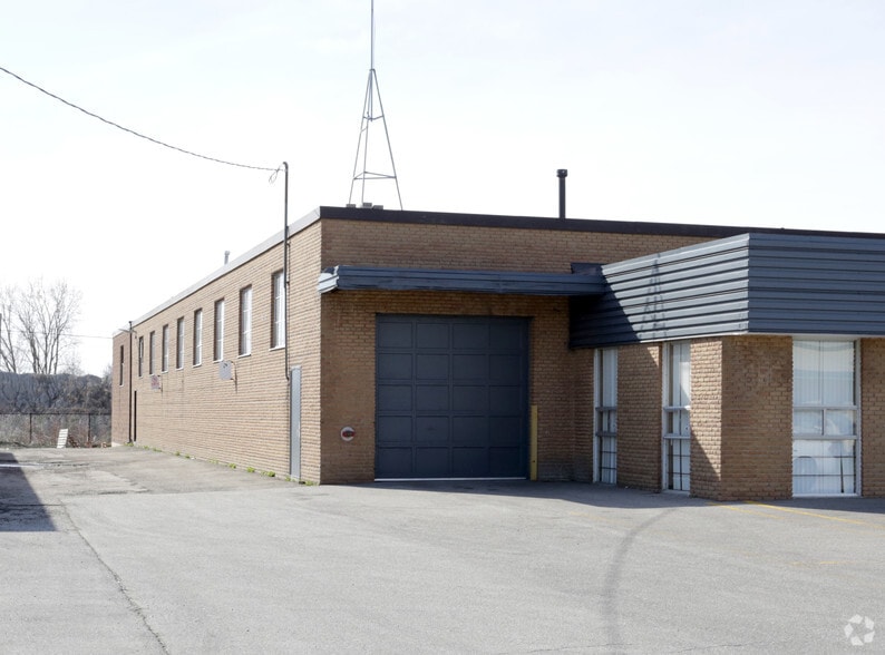 More Photos Of 1736-1746 Mattawa Ave, Mississauga Industrial For Sale