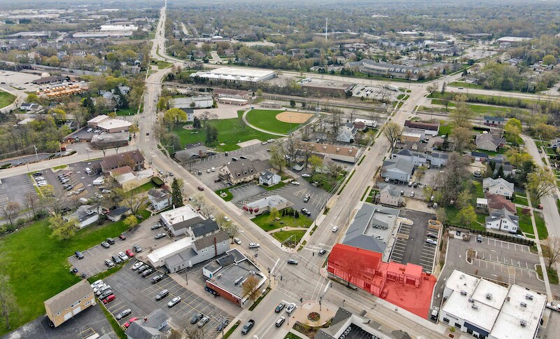 More Photos Of 3 S Old Rand Rd, Lake Zurich Storefront Retail Residential For Sale