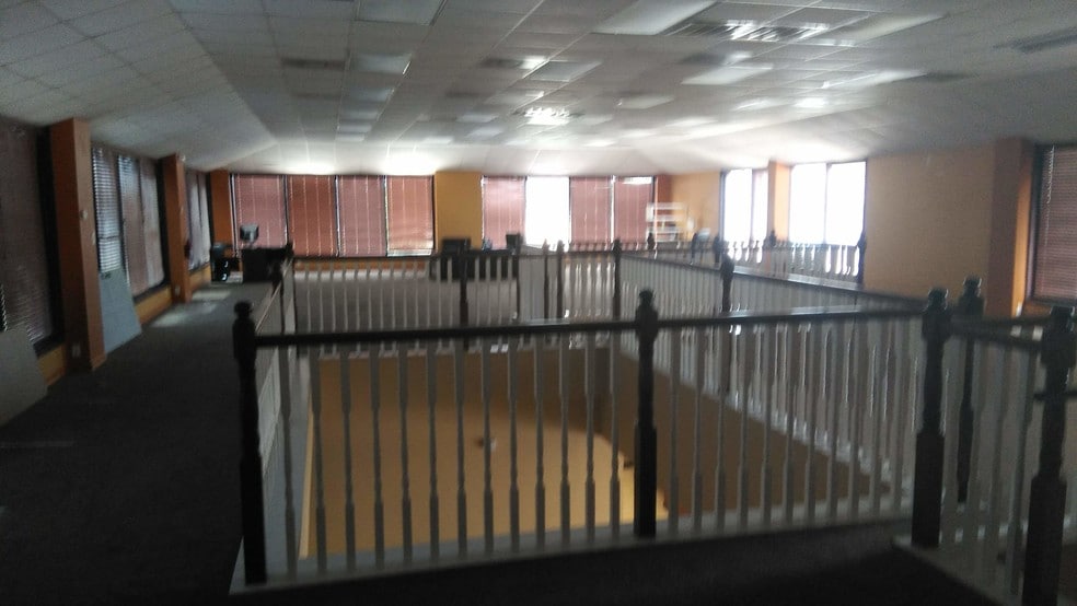 More Photos Of 15455 Kuykendahl Rd, Houston Auto Dealership For Sale