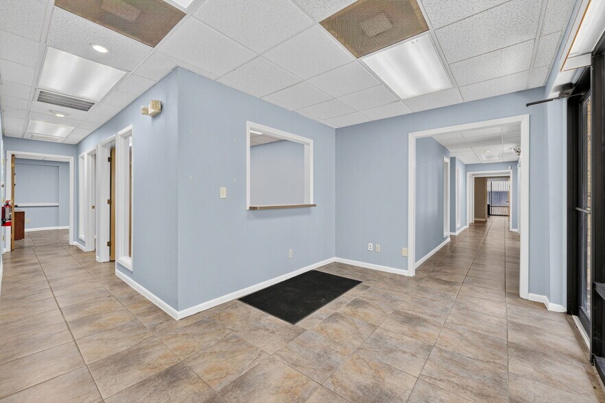 More Photos Of 701 Enterprise Rd E, Safety Harbor Medical For Lease