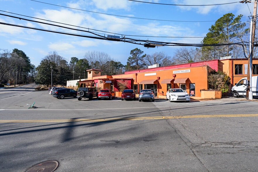 More Photos Of 2514 University Dr, Durham Restaurant For Lease