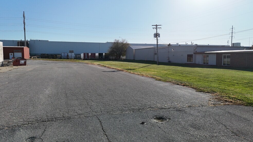 More Photos Of , Lafayette Industrial For Sale