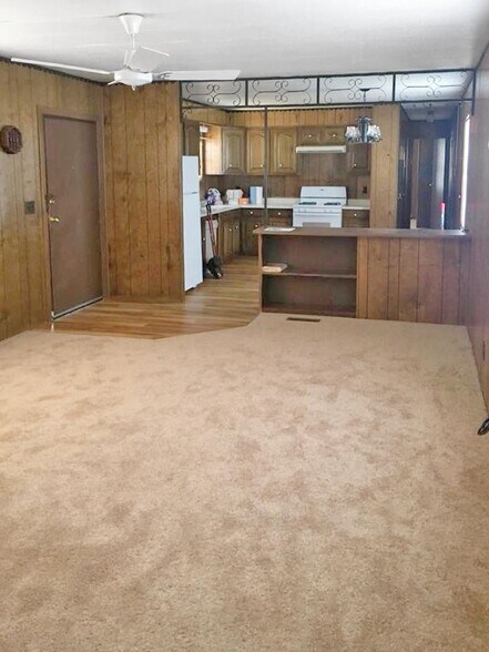 More Photos Of 910 Memorial Dr, Cortez Manufactured Housing Mobile Home Park For Sale