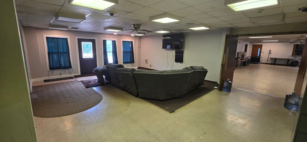 More Photos Of 2876 230th St, Sidney Assisted Living For Sale