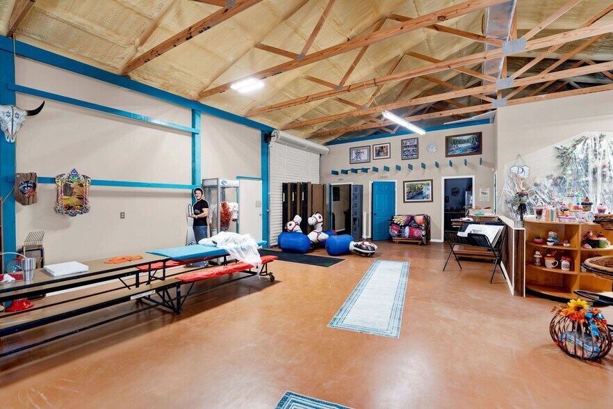 More Photos Of 1877 County Road 4713, La Coste Land For Sale