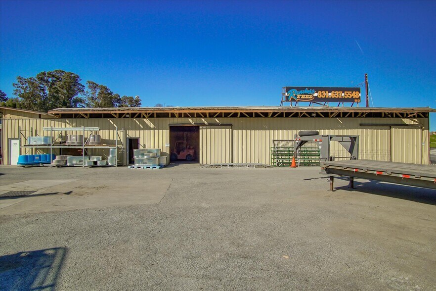 More Photos Of 354 1st St, Hollister Freestanding For Sale